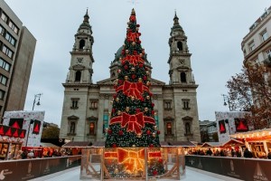 BUDAPEŠŤ - ADVENT, tržnica-2